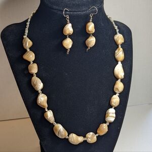 Vintage Jewelry Set Tan Mother of Pearl Natural Beads Necklace 19.5" Earrings